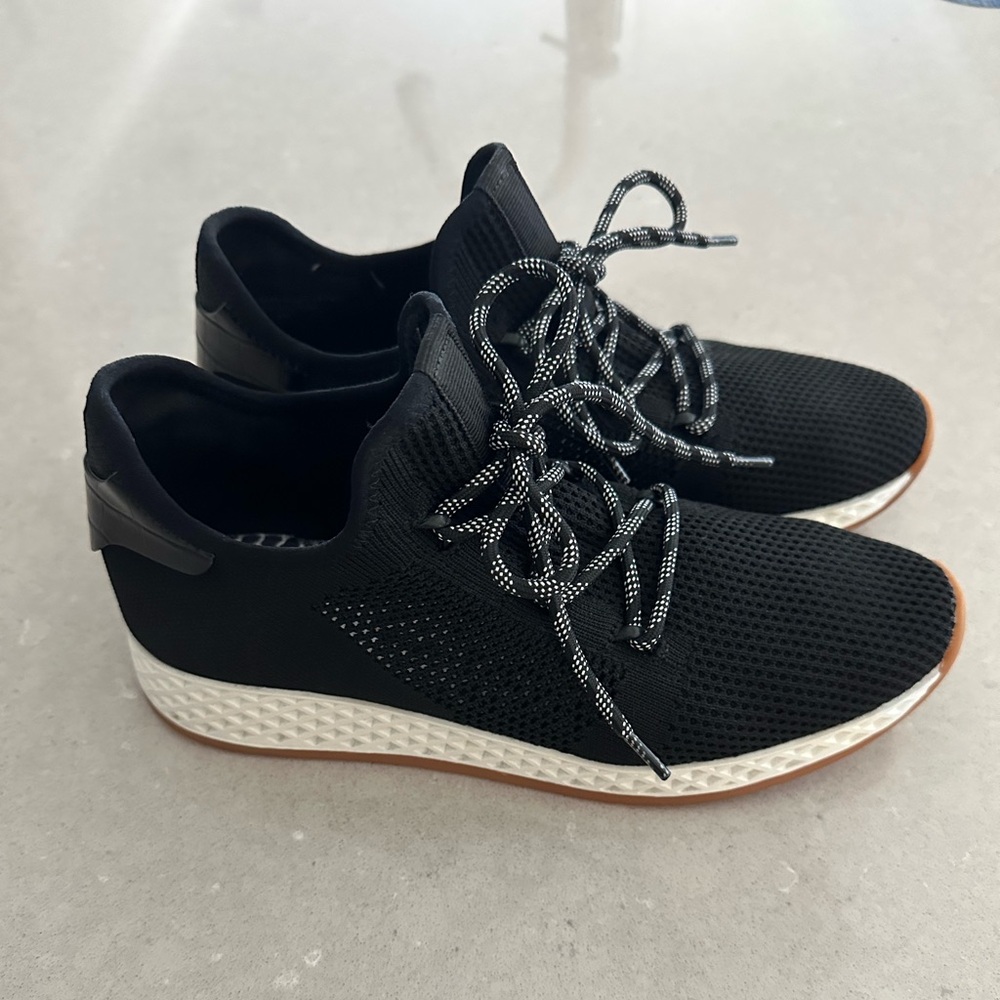 J Slides Ophelia Women's Sneakers